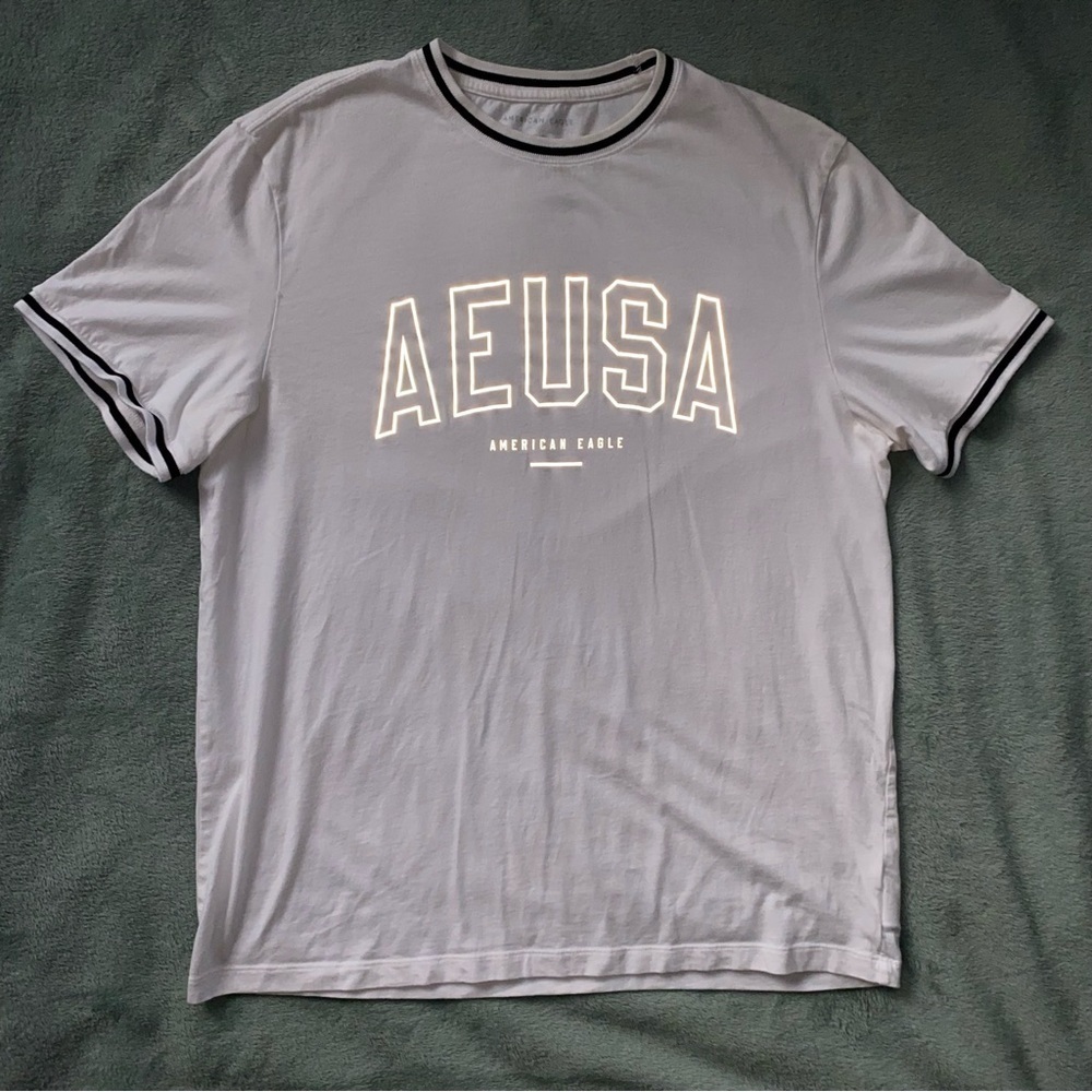 AMERICAN Eagle men’s reflective ringer tee